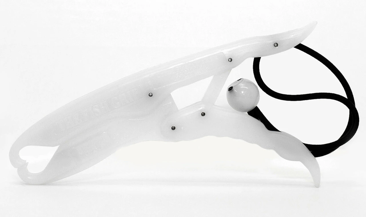 The Fish Grip Lip-Gripping Tool 5 The Fish Grip Lip-Gripping Tool - Image 3